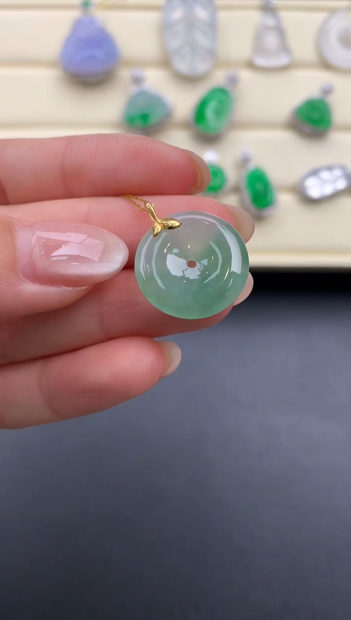 【闪购商品】翡翠颈饰18K金镶嵌Q519     