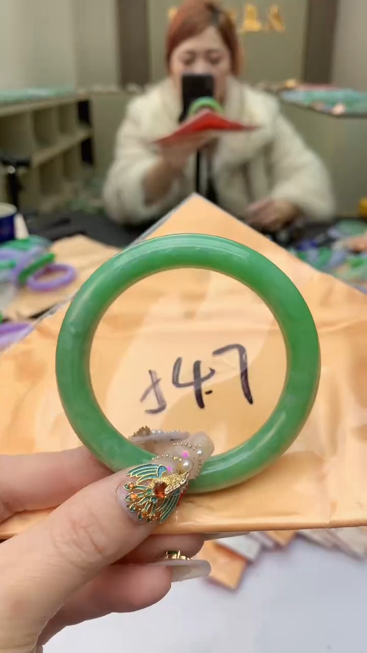 【闪购商品】翡翠手镯未镶嵌1035185827