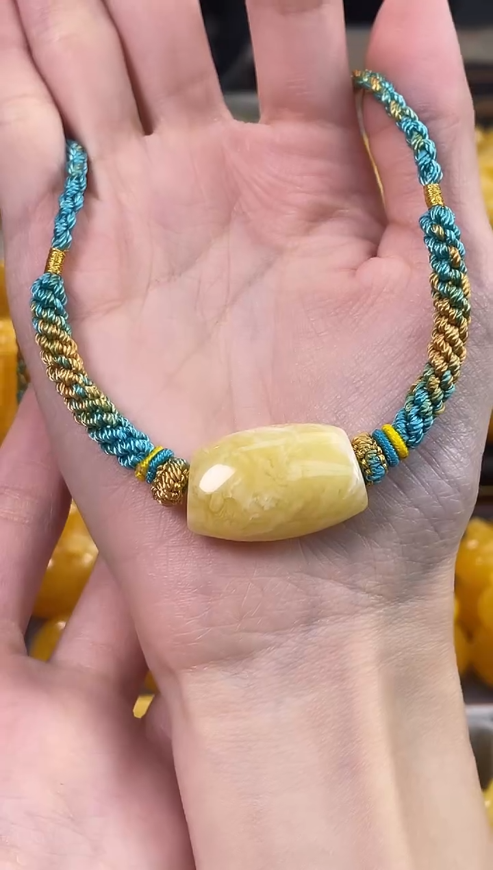 裸石琥珀未镶嵌J3