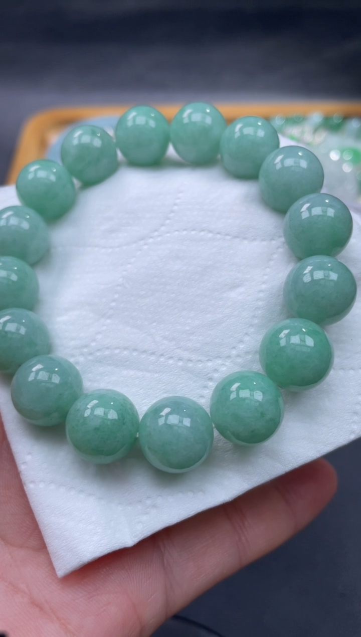【闪购商品】翡翠手链未镶嵌57..........