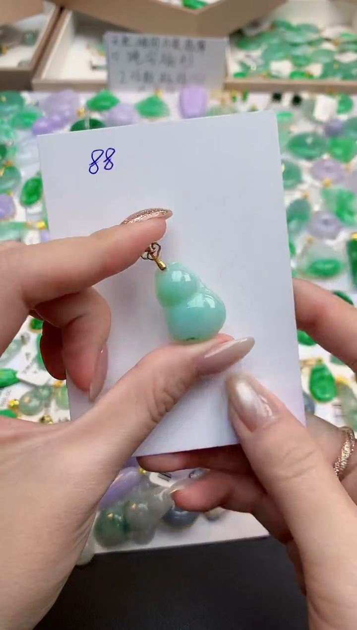 颈饰未镶嵌翡翠天然缅甸A货翡翠