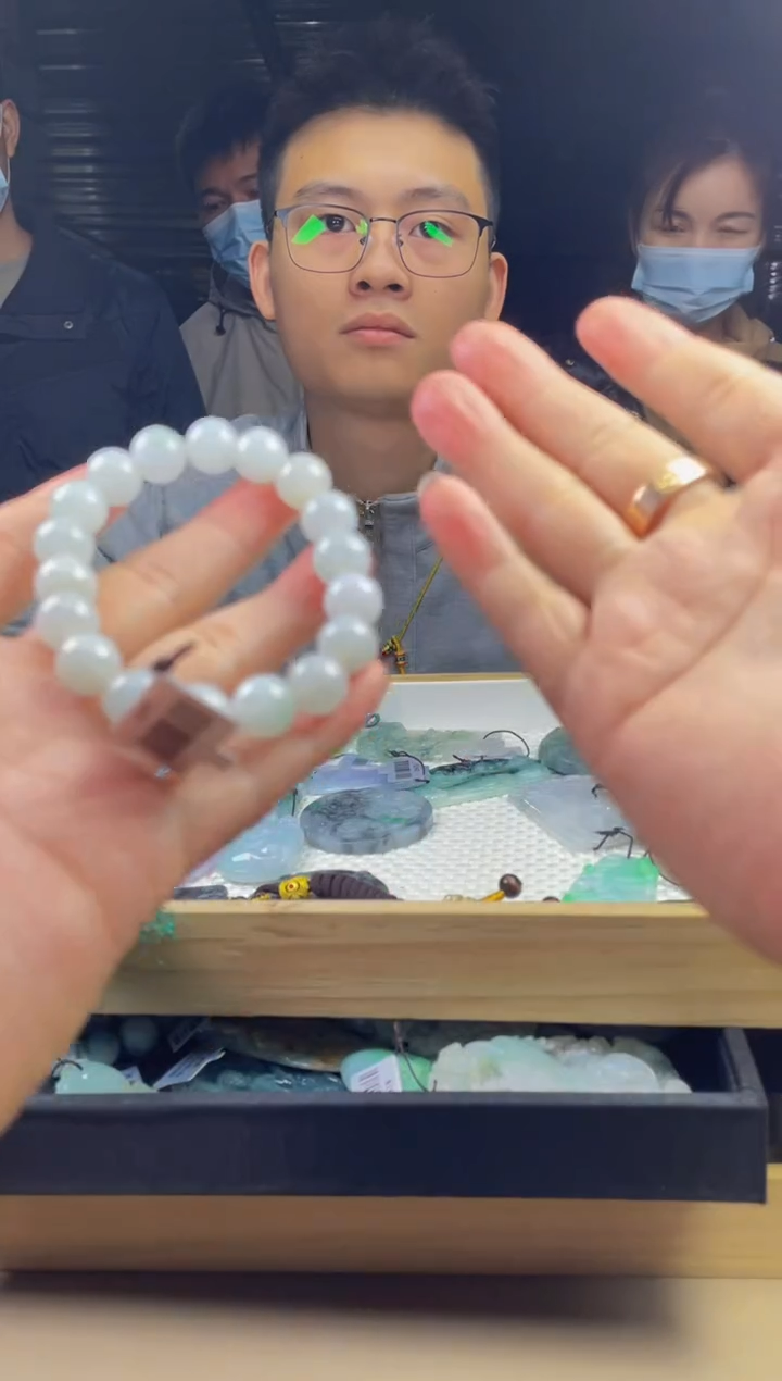 【闪购商品】定制翡翠未镶嵌      3395