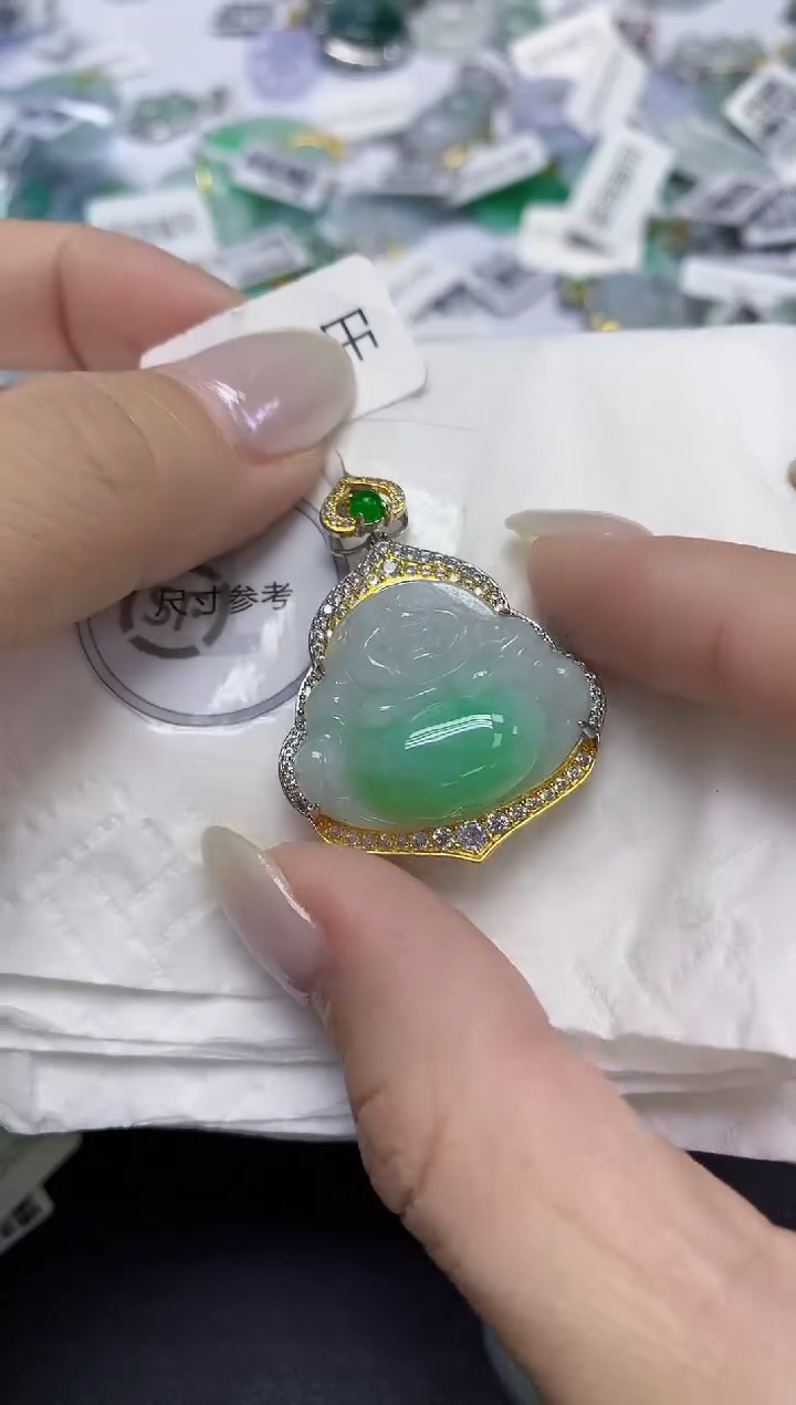 颈饰未镶嵌翡翠天然缅甸翡翠A货百元以上9元证书费自理