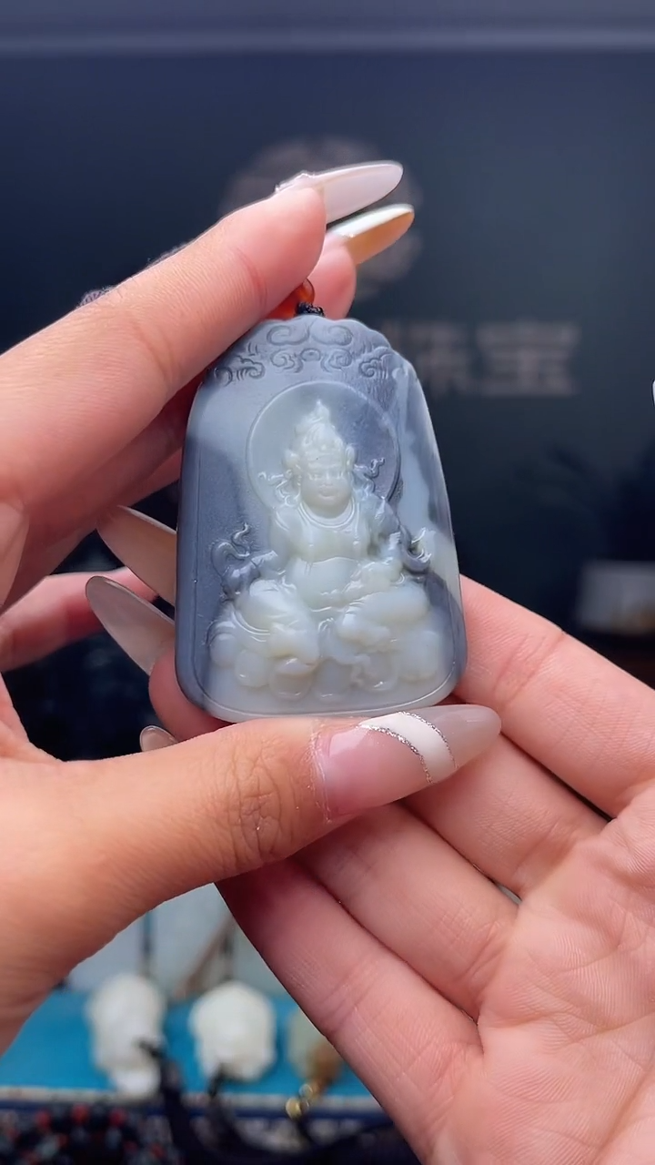 未镶嵌和田玉挂件1