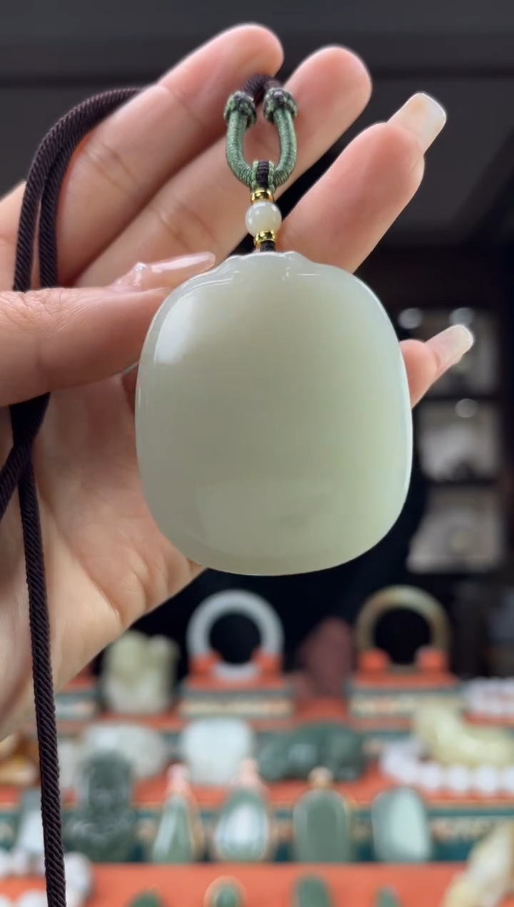 【闪购商品】和田玉颈饰未镶嵌佩佩