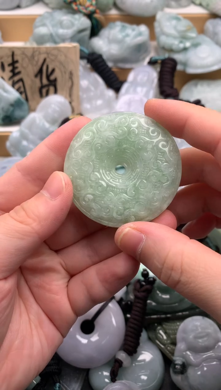 吊坠(不含链)未镶嵌翡翠1