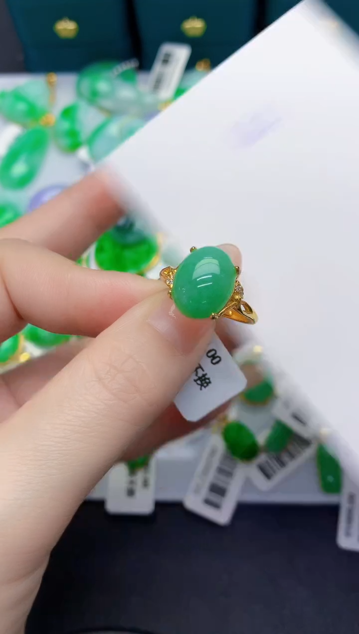 颈饰未镶嵌翡翠缅甸天然翡翠A货