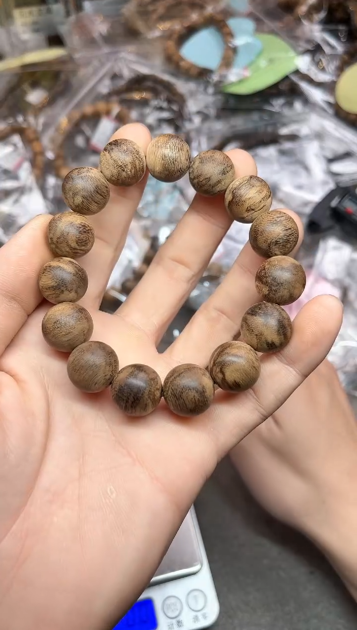 【闪购商品】沉香手串136号达拉干鹧鸪斑多样性发货1条