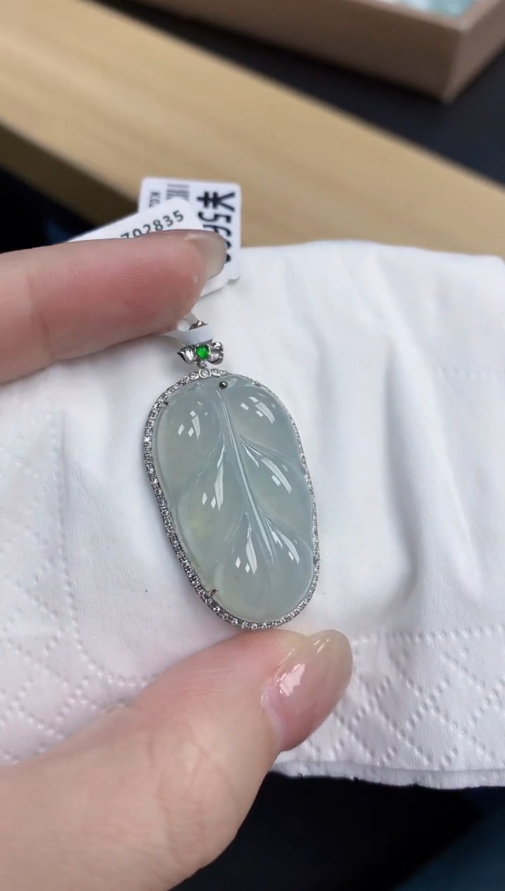 【闪购商品】翡翠颈饰18K金镶嵌天然缅甸翡翠A货