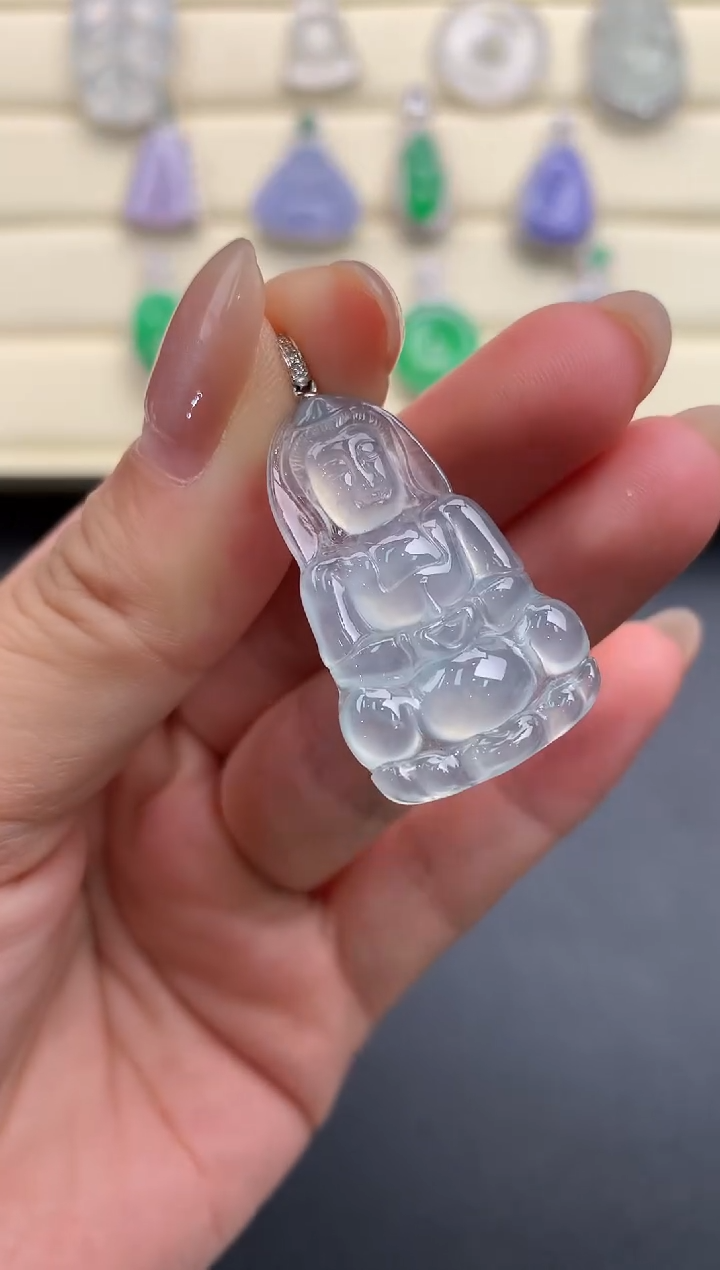 【闪购商品】翡翠颈饰18K金镶嵌Q601     