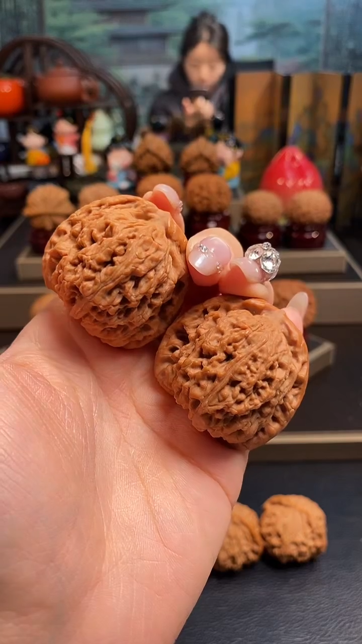 【闪购商品】文玩核桃吊坠F401南疆石41