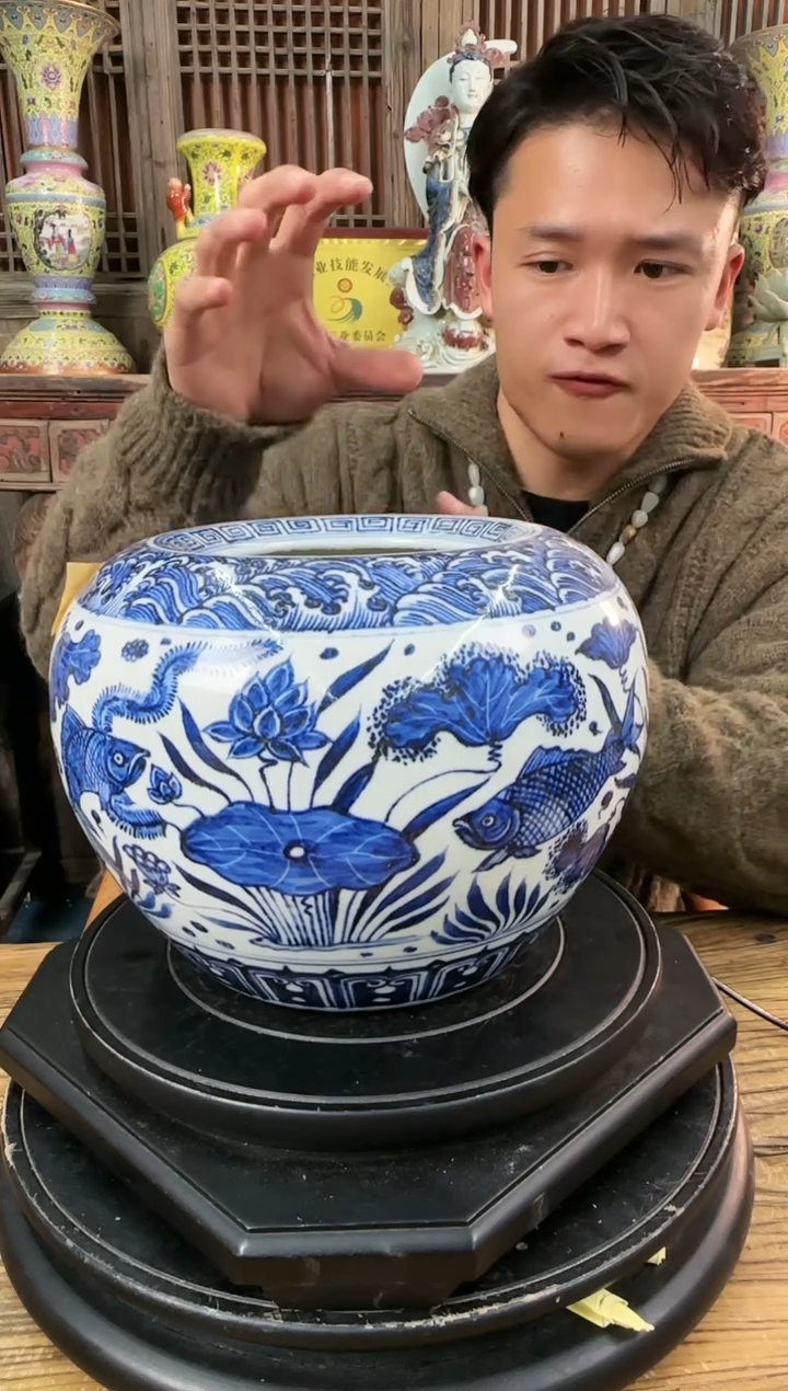 【闪购商品】摆件陶瓷 摆件 鱼藻纹 聚水缸