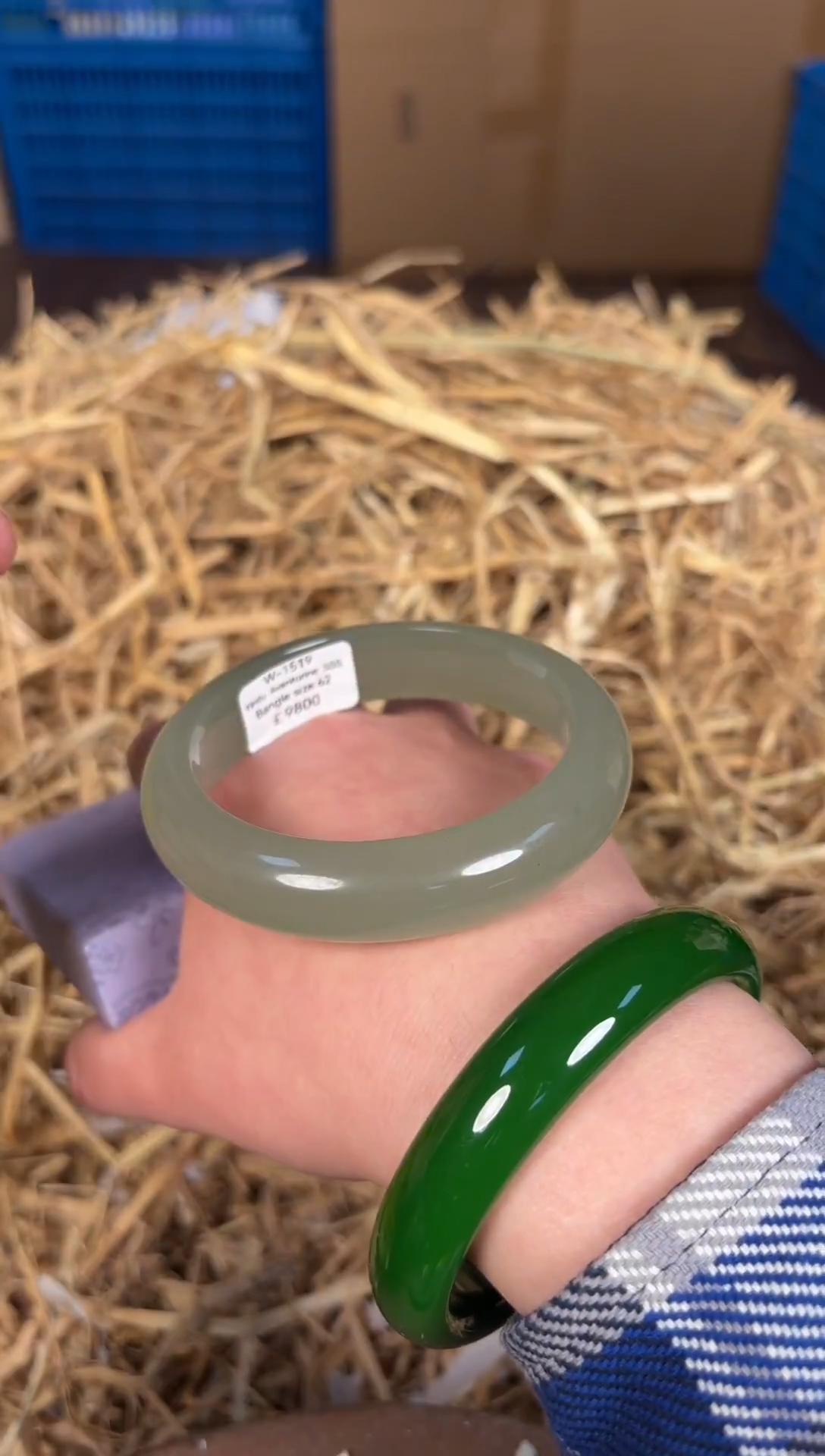 未镶嵌手镯石英质玉W1519