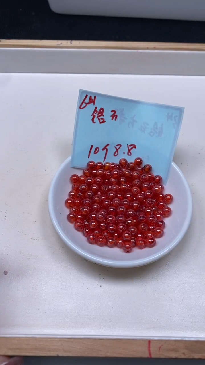 未镶嵌天然锆石散珠E17 红锆石6mm10个8.8元