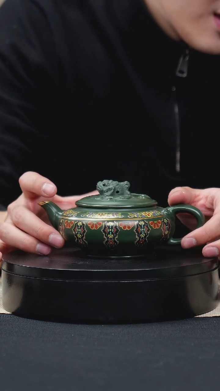 【闪购商品】紫砂茶壶090民国绿贴绘描金三足金蟾手工紫砂壶