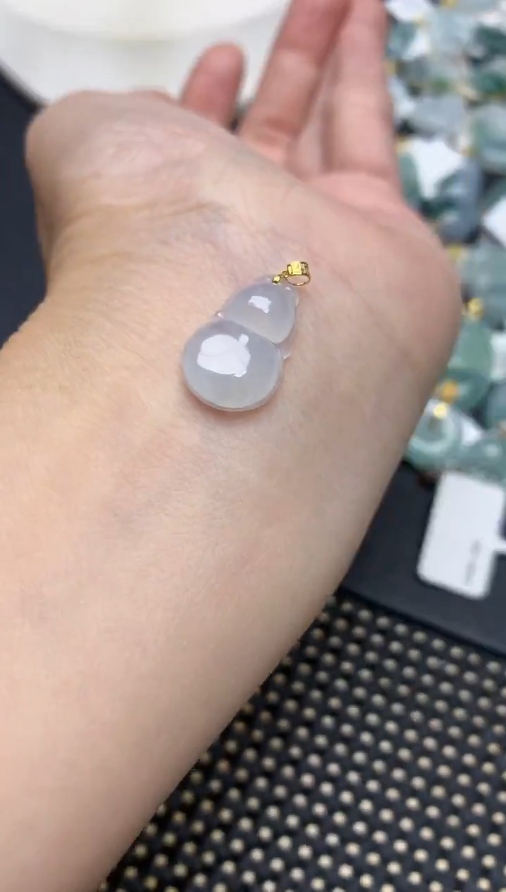 颈饰18K金镶嵌翡翠天然缅甸A货翡翠