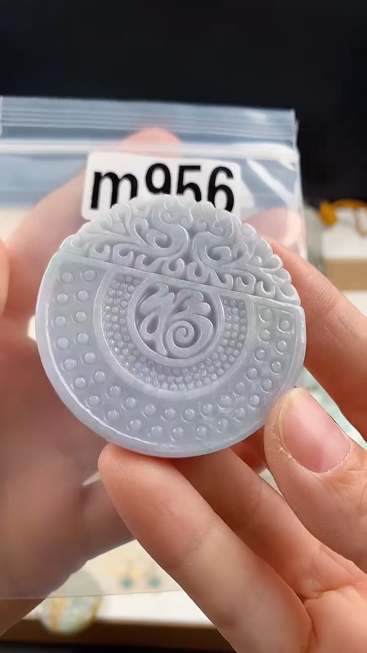 颈饰未镶嵌翡翠天然翡翠吊坠挂件