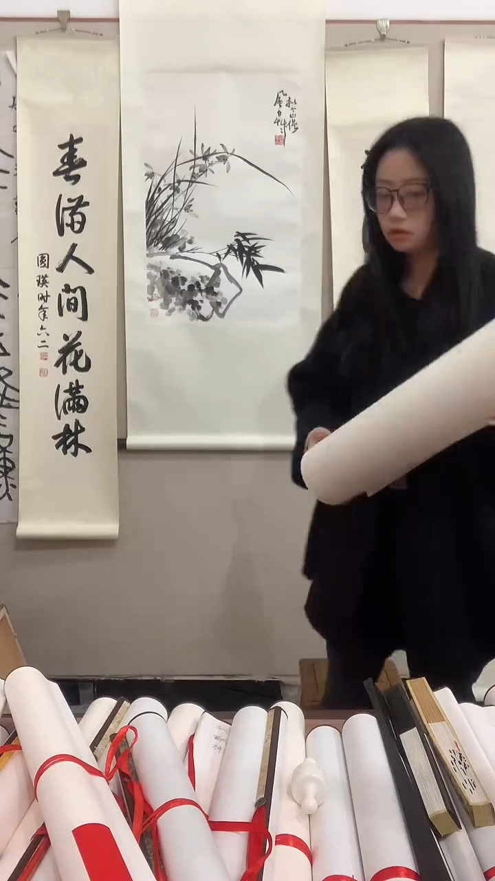 【闪购商品】国画j蒋老师国画（兰竹）卷轴一件