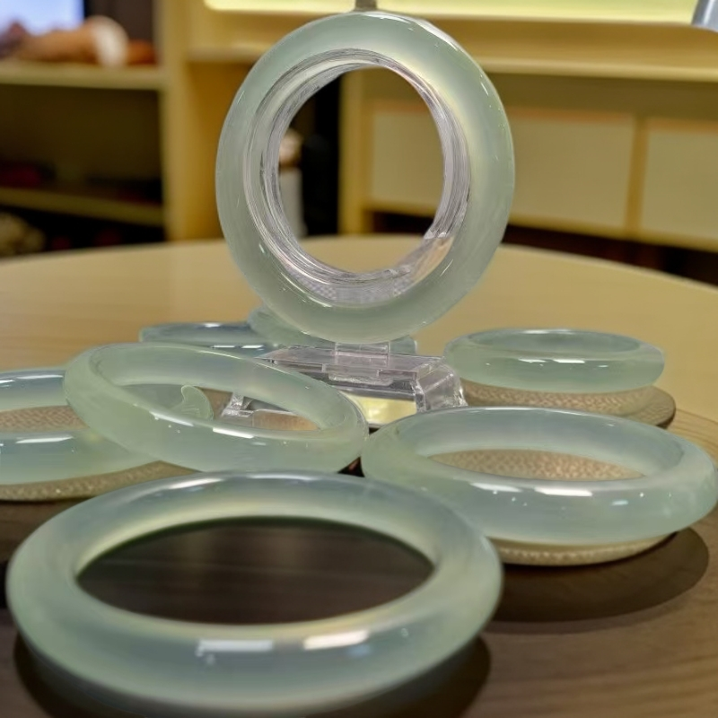 【张总宠粉】纯天然玉石未镶嵌多样性发其一暴风雪手镯