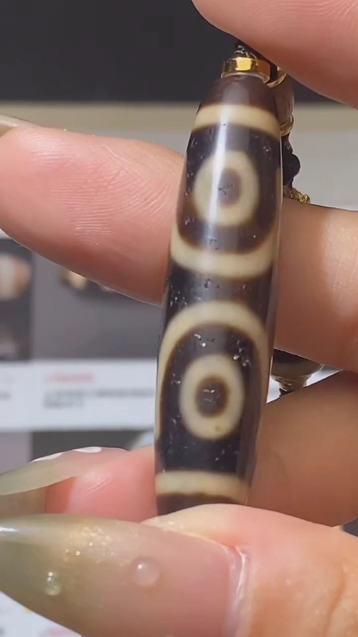 未镶嵌颈饰玛瑙/玉髓（覆膜）Q33867多样性发其一