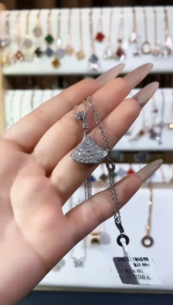 【闪购商品】钻石套链18K金镶嵌钻石K白