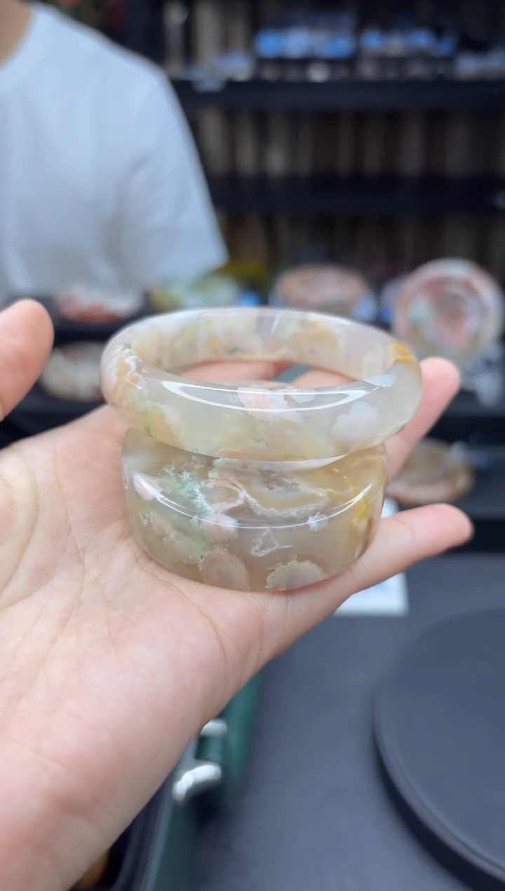 石英质玉未镶嵌手镯62（57圈赠送镯心）