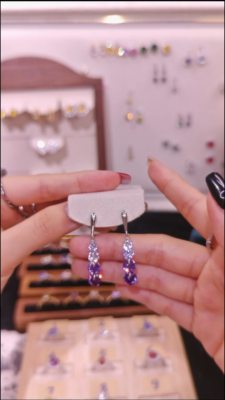 合金无紫色耳饰 