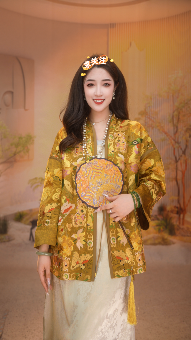 花蝶满园|春季新款重磅百搭刺绣外套2025B1004奇奇