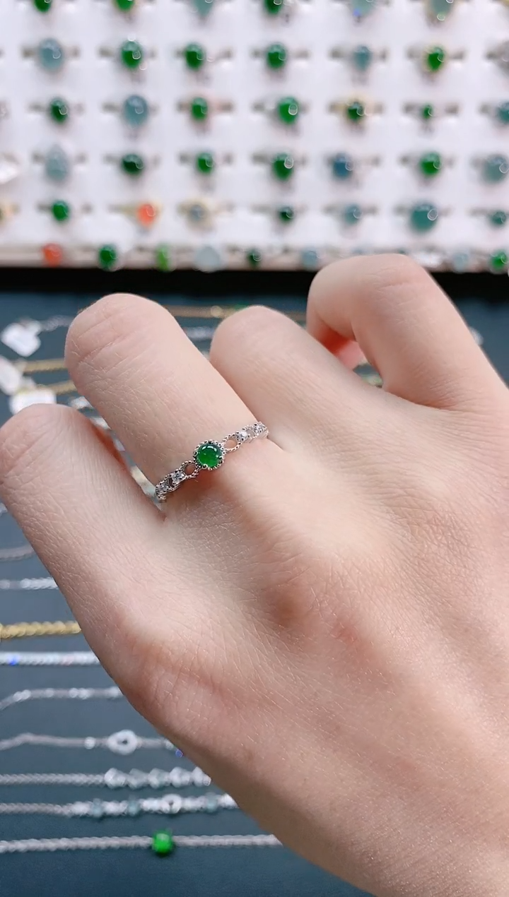 【闪购商品】翡翠戒指银S925镶嵌天然翡翠