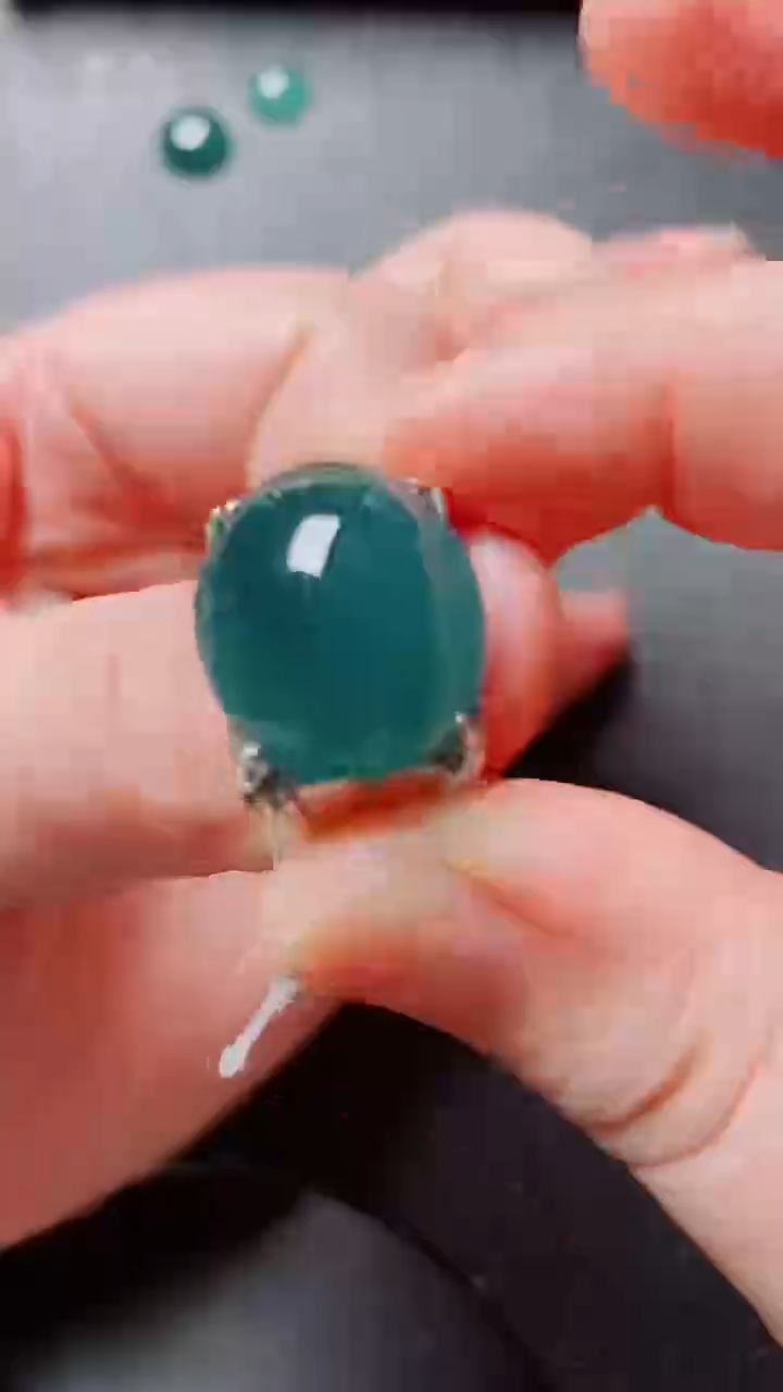 翡翠戒指银S925镶嵌1111