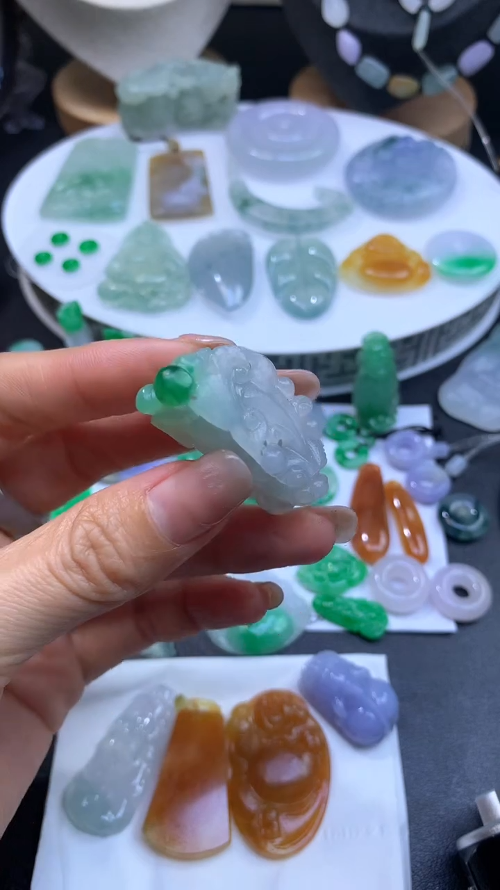 【闪购商品】定制翡翠未镶嵌翡翠