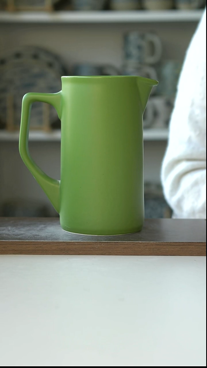 陶瓷复古牛油果绿水壶/花器17/800ML@4-2@微瑕