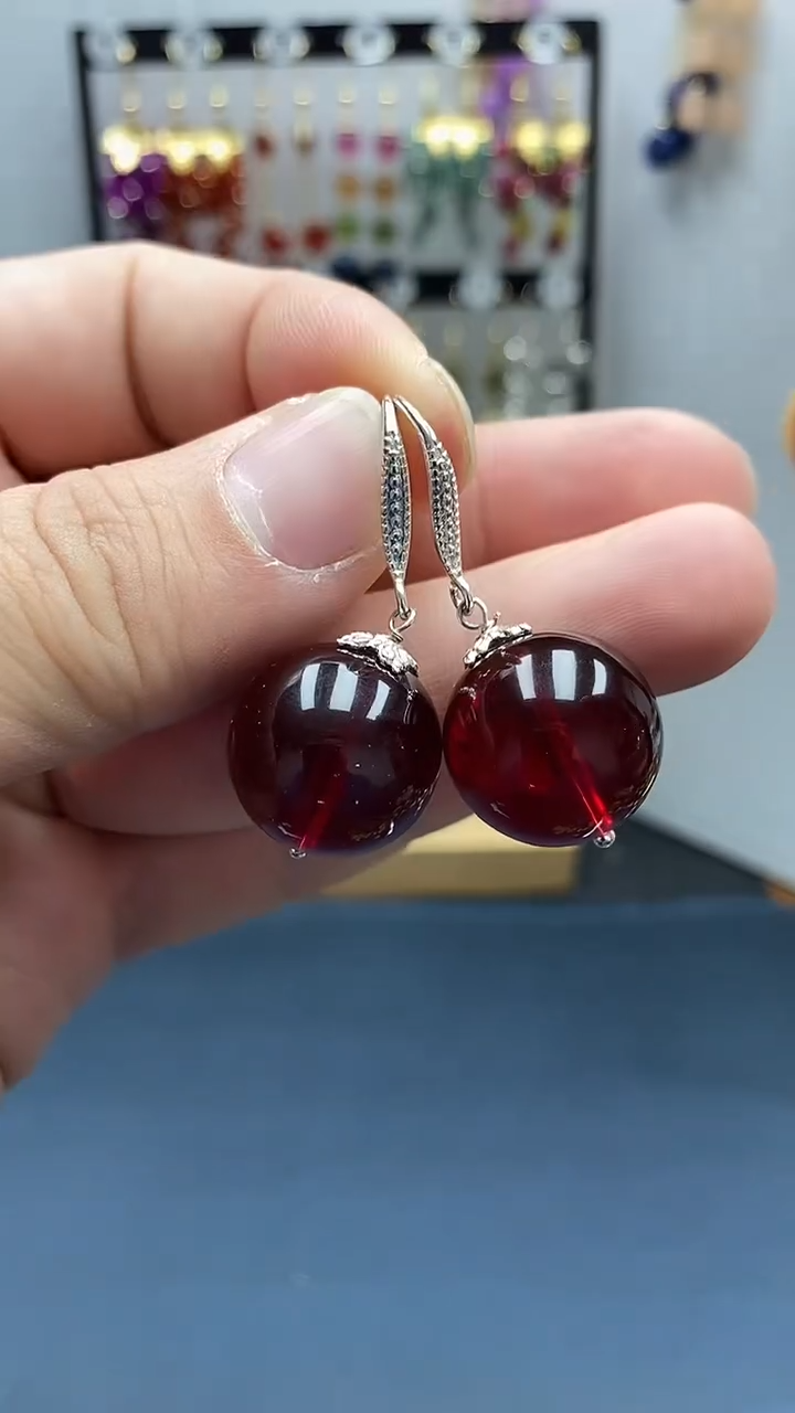 【闪购商品】血珀耳饰银S925镶嵌尺寸18mmW2