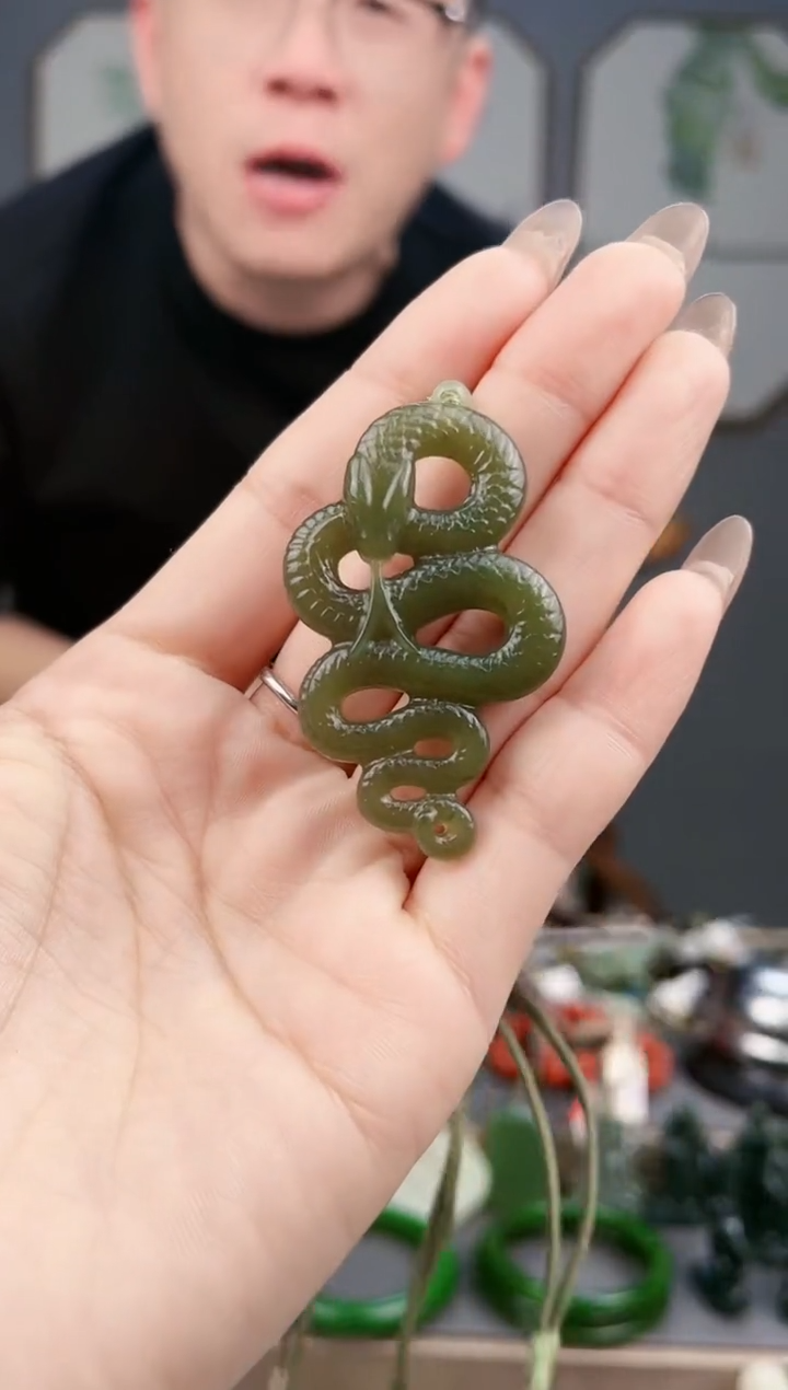 【闪购商品】和田玉颈饰未镶嵌AA多样性发货 拍一发一