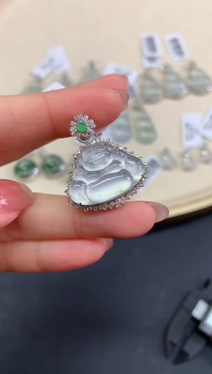 吊坠(不含链)18K金镶嵌翡翠A103|12800