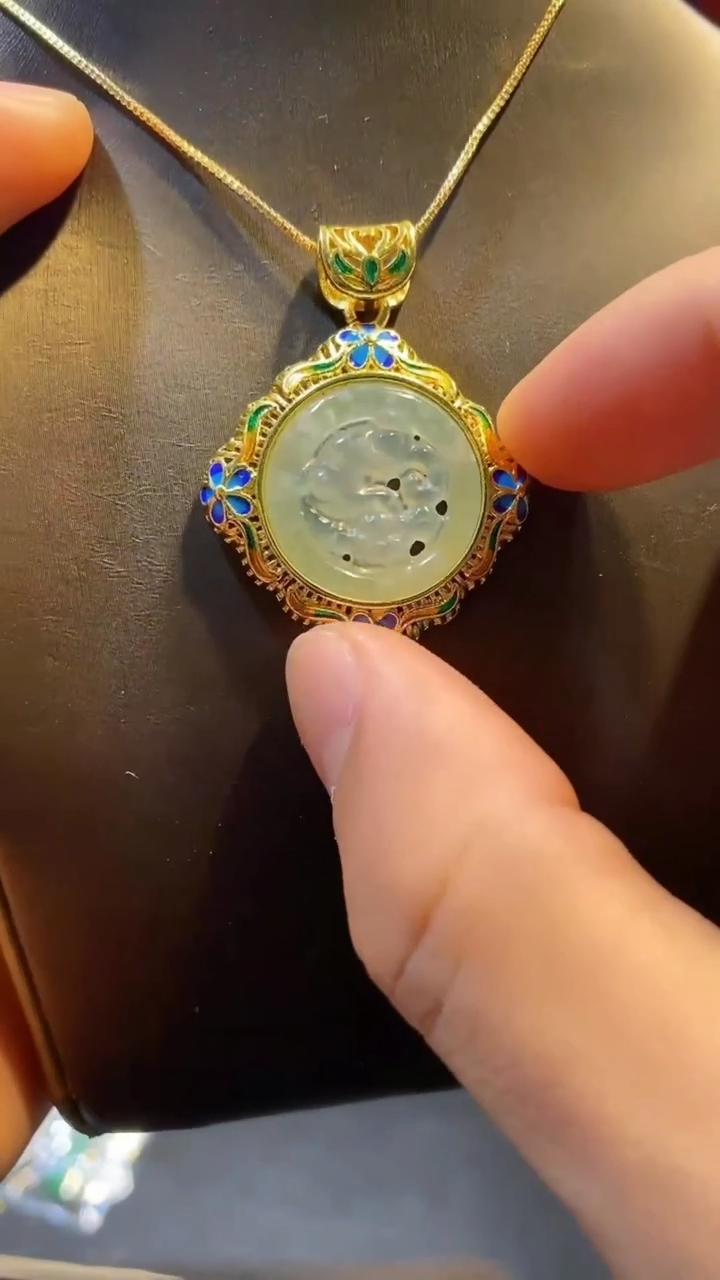 【闪购商品】翡翠吊坠(不含链)未镶嵌翡翠吊坠