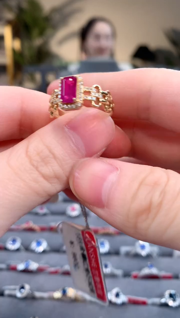 【闪购商品】红宝石戒指18K金镶嵌缅甸