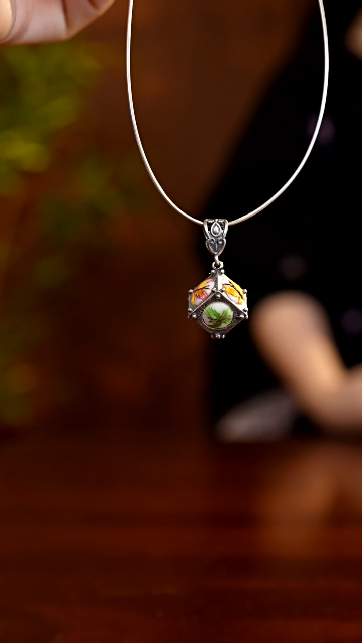 刺绣私人定制苗族手工A933