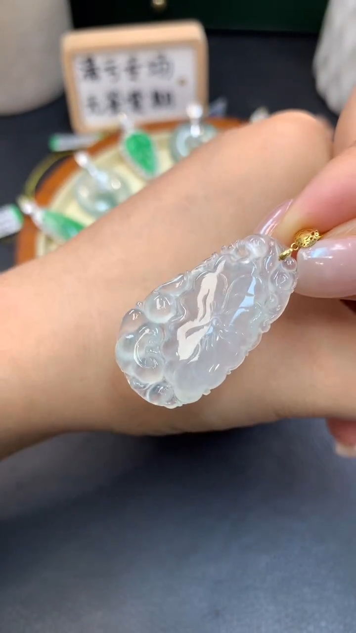 18K金镶嵌定制翡翠A298