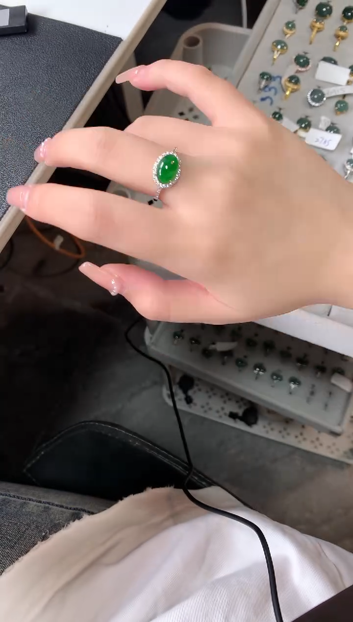 【闪购商品】翡翠戒指银S925镶嵌521414