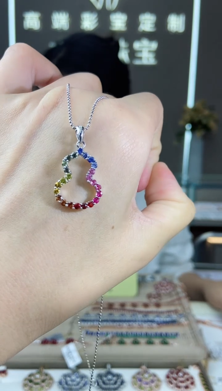 【闪购商品】彩色蓝宝石颈饰银S925镶嵌颈饰
