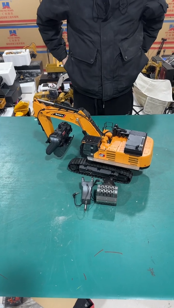 T***_福利汇纳三一980挖掘机11级灯牌福利