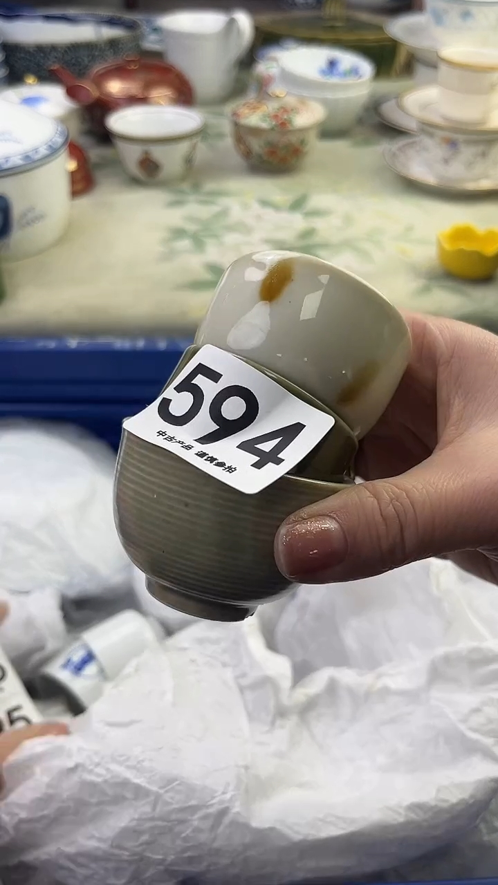 瓷片欣594........