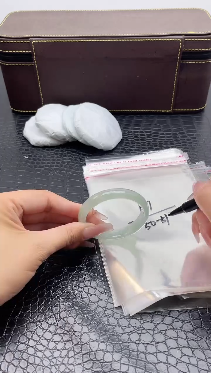 107手镯所见即所得拍啥发啥