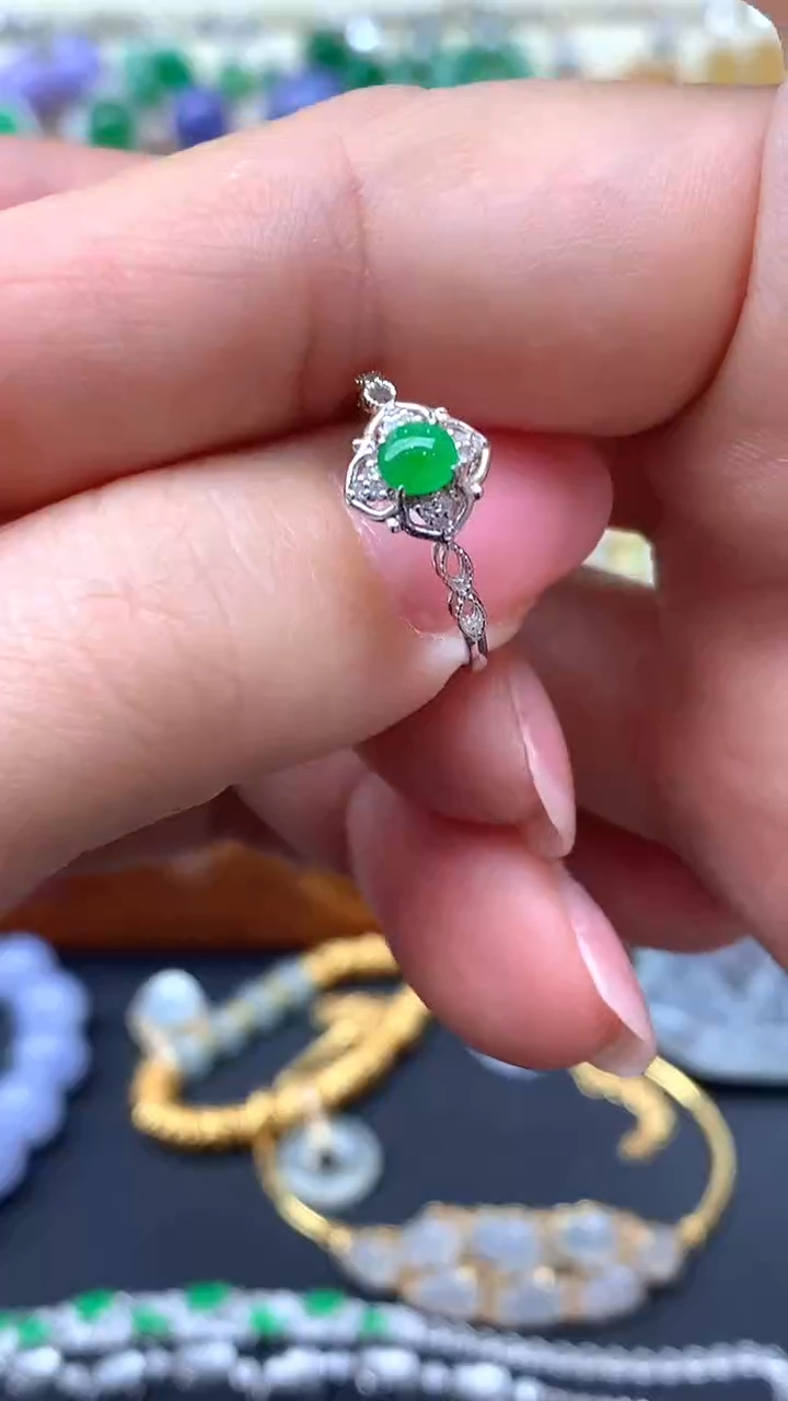 【闪购商品】翡翠戒指18K金镶嵌260-天然翡翠