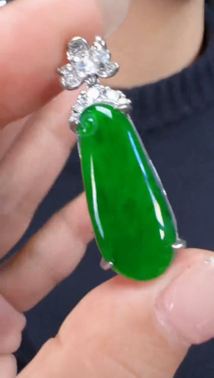 未镶嵌定制翡翠翡翠吊坠27