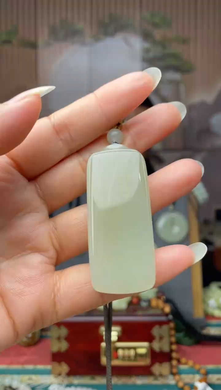 颈饰未镶嵌和田玉拍一发一