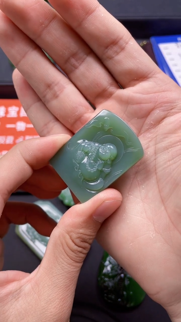 颈饰未镶嵌和田玉f88