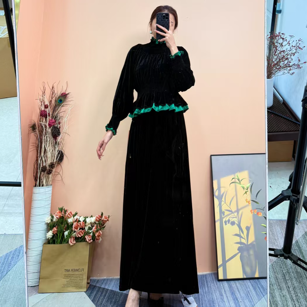 [依易原创]法式高级感复古撞色丝绒套装B0903