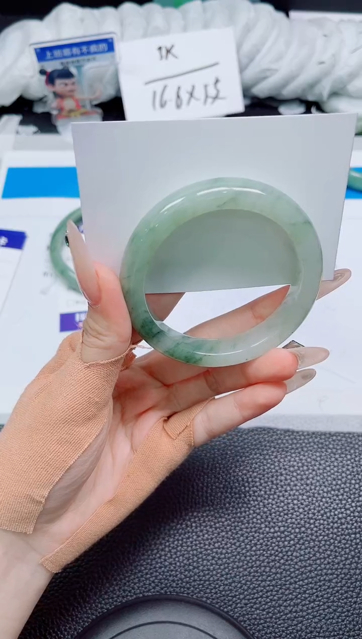 石英质玉手镯未镶嵌159-54